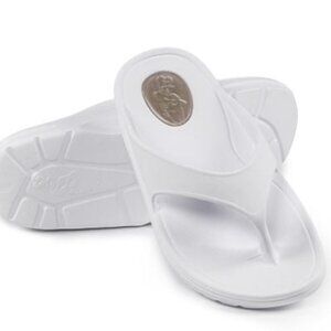 Mr. Pillow Women's Thong Sandals White Size 9